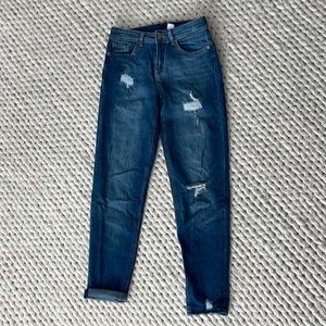 H&M distressed boyfriend jean, size 2